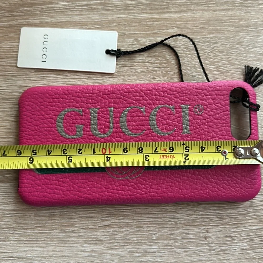 NIB vintage pebbled leather pink Gucci phone case​